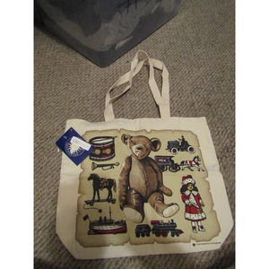 Smithsonian Institution Teddy Bear Shoulder Bag New with Tags
